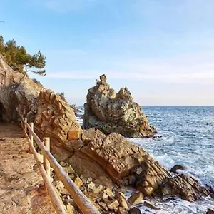 Somriu Fenals Platja Apartamento